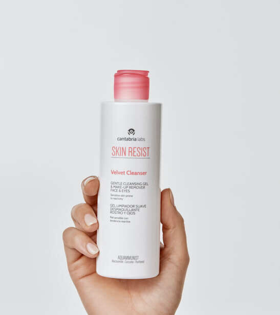 Velvet Cleanser- Maigs gelveida attīrītājs jutīgai, kairinātai ādai, 200ml